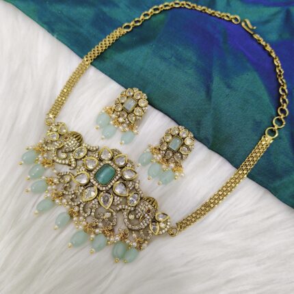 (W05) Victorian High-Neck Choker